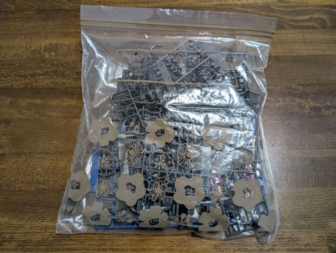 ガンプラ等プラモデル類 余剰パーツ ジャンクパーツ まとめ売りB