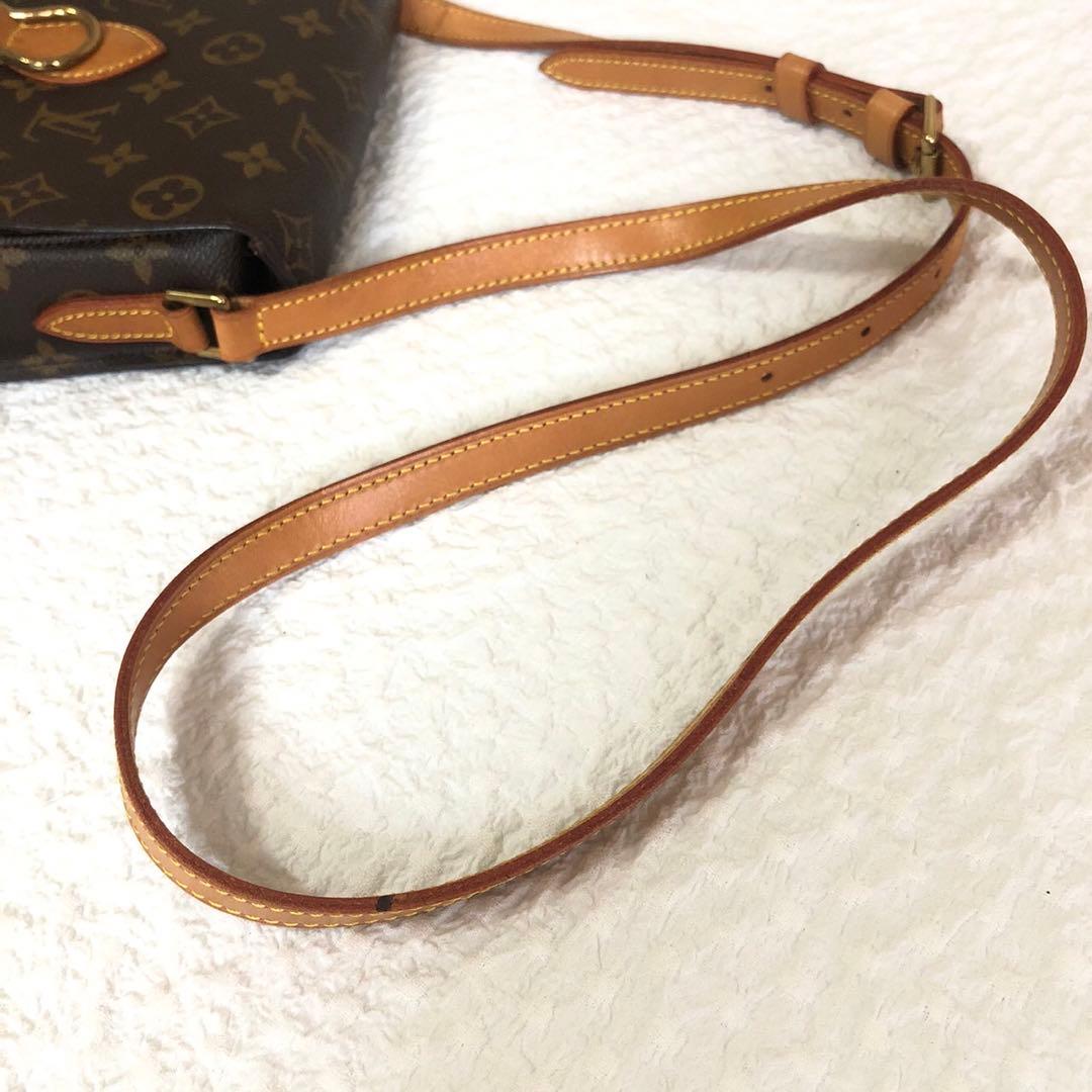 LOUIS VUITTONルイヴィトンモノグラムサンクルーショルダーバッグMM