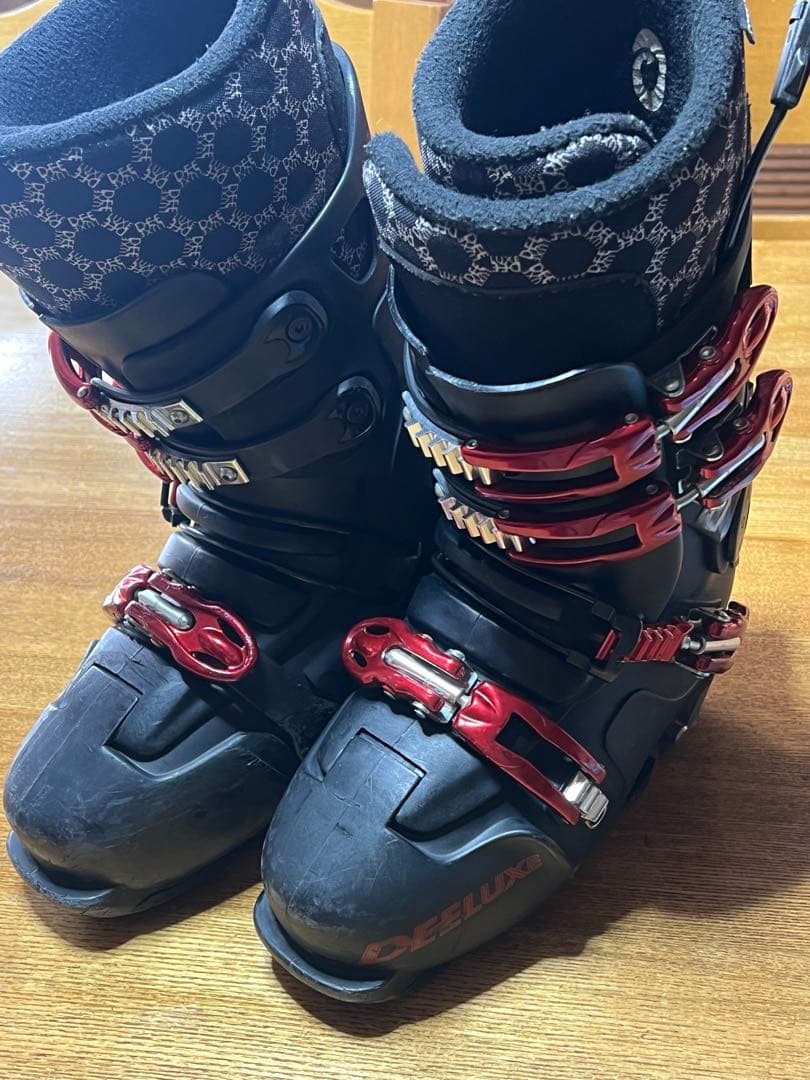 アルペンブーツ　ディーラックスTRACK325