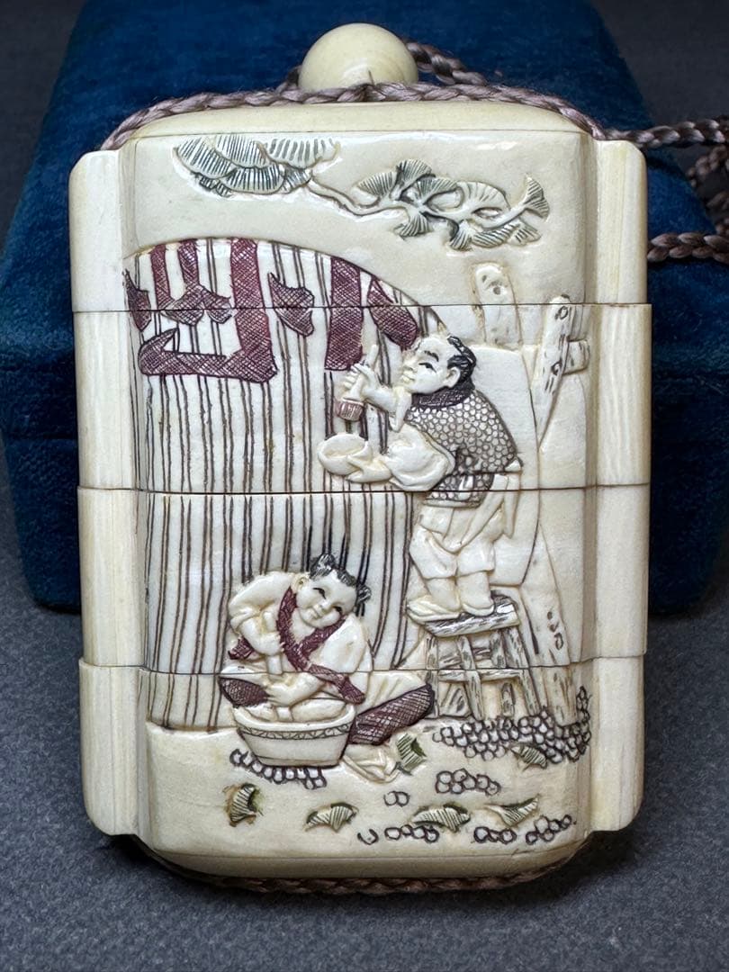 極上　印籠　根付　天然素材　置物　古美術品　 細密細工　骨董　アンティーク