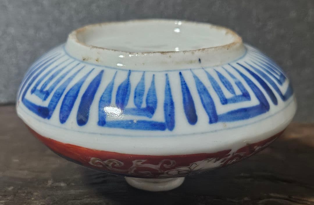 明治時代　古伊万里　染錦　菊花図　金彩　菊唐草文　油壺　花入　一輪挿　化粧道具