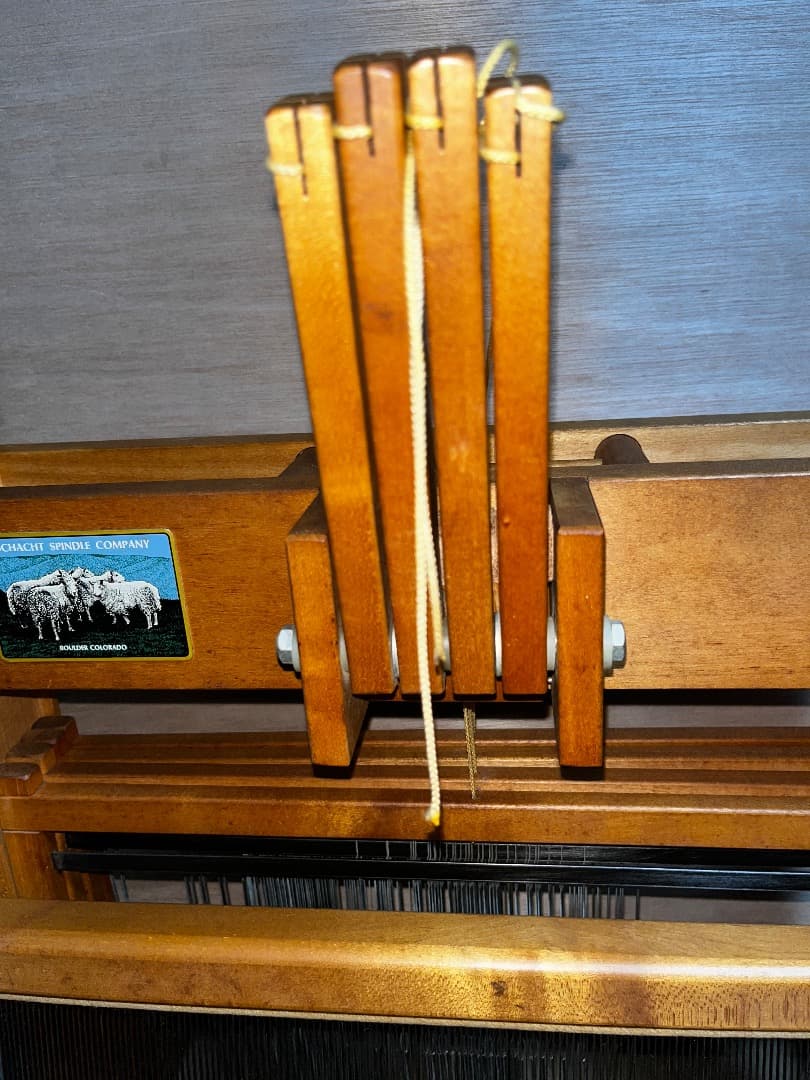 ア*ん様 4枚綜絖レバー式卓上織り機　シャクトスピンドル社製＋筬4枚