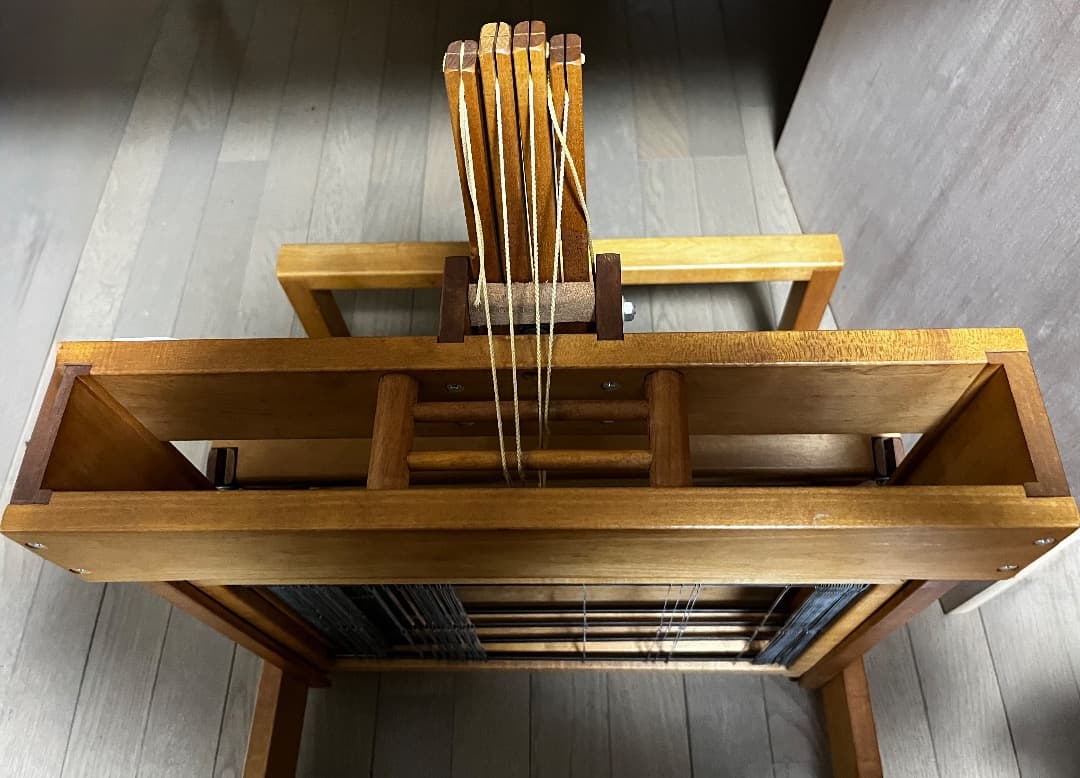 ア*ん様 4枚綜絖レバー式卓上織り機　シャクトスピンドル社製＋筬4枚