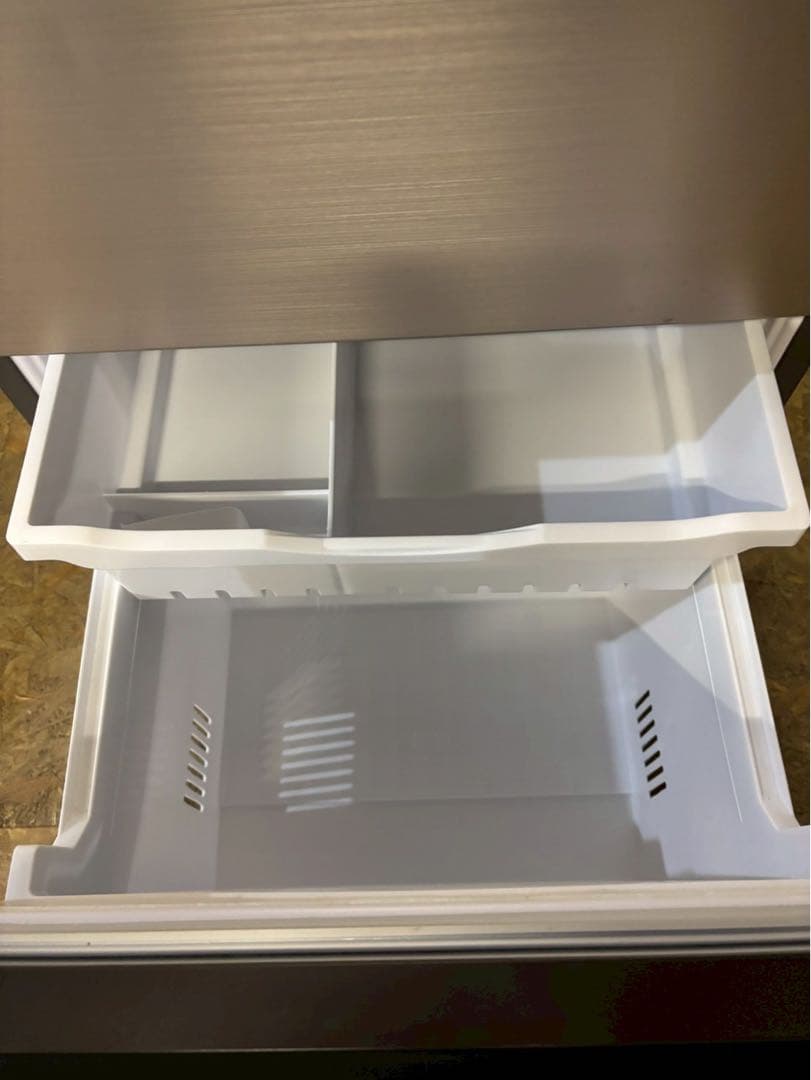 日立3ドア冷蔵庫 R-V32NV 2021年製 315L