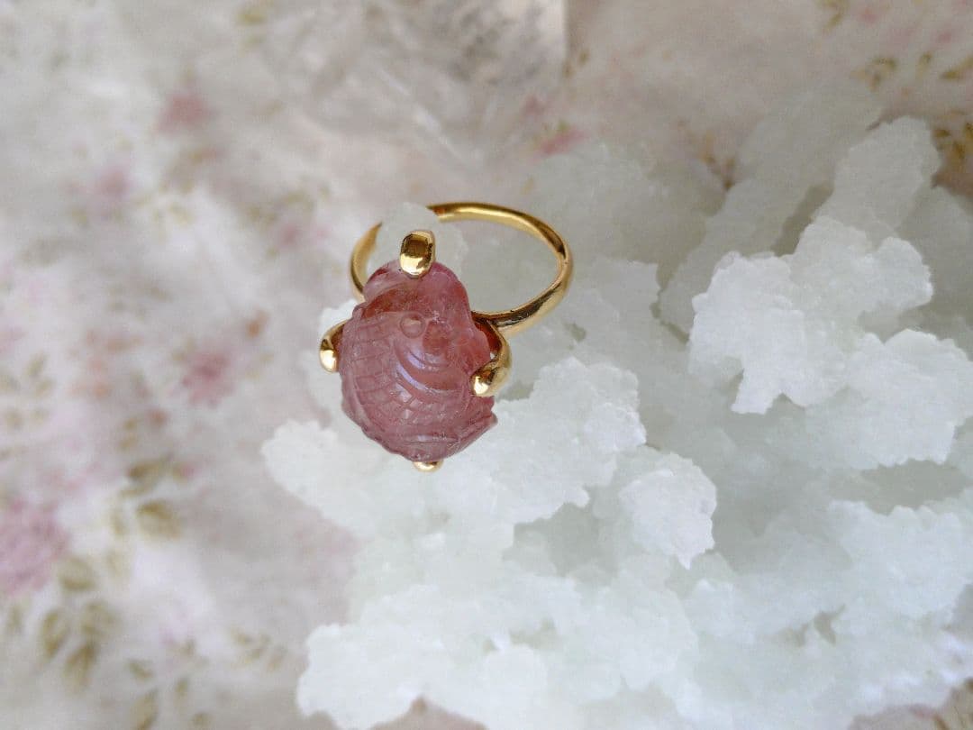 みんにょ☆ボンマジック☆ピンクトルマリン☆鯛？彫刻リングk18