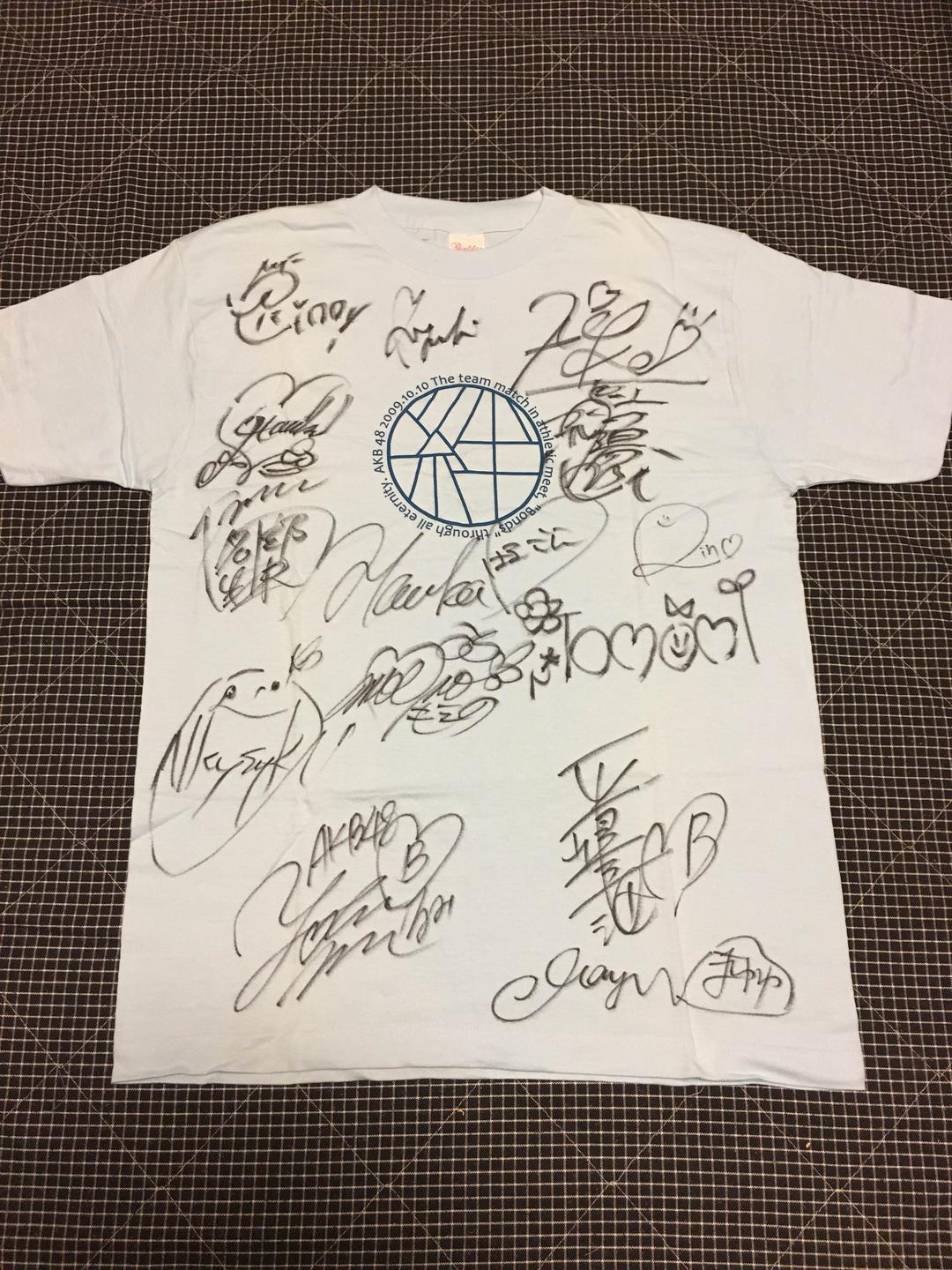 AKB48 直筆サイン入り Tシャツ チームB 渡辺麻友 柏木由紀 指原莉乃