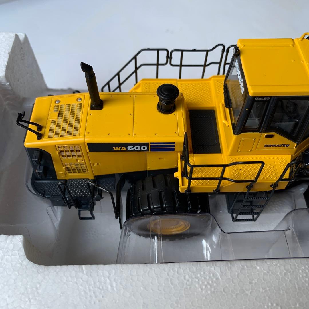 コマツ WA600 ホイールローダー 1/50 未展示品 - メルカリ