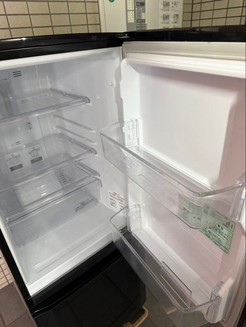 三菱ノンフロン冷凍冷蔵庫 MR-P15A-B 2017年製