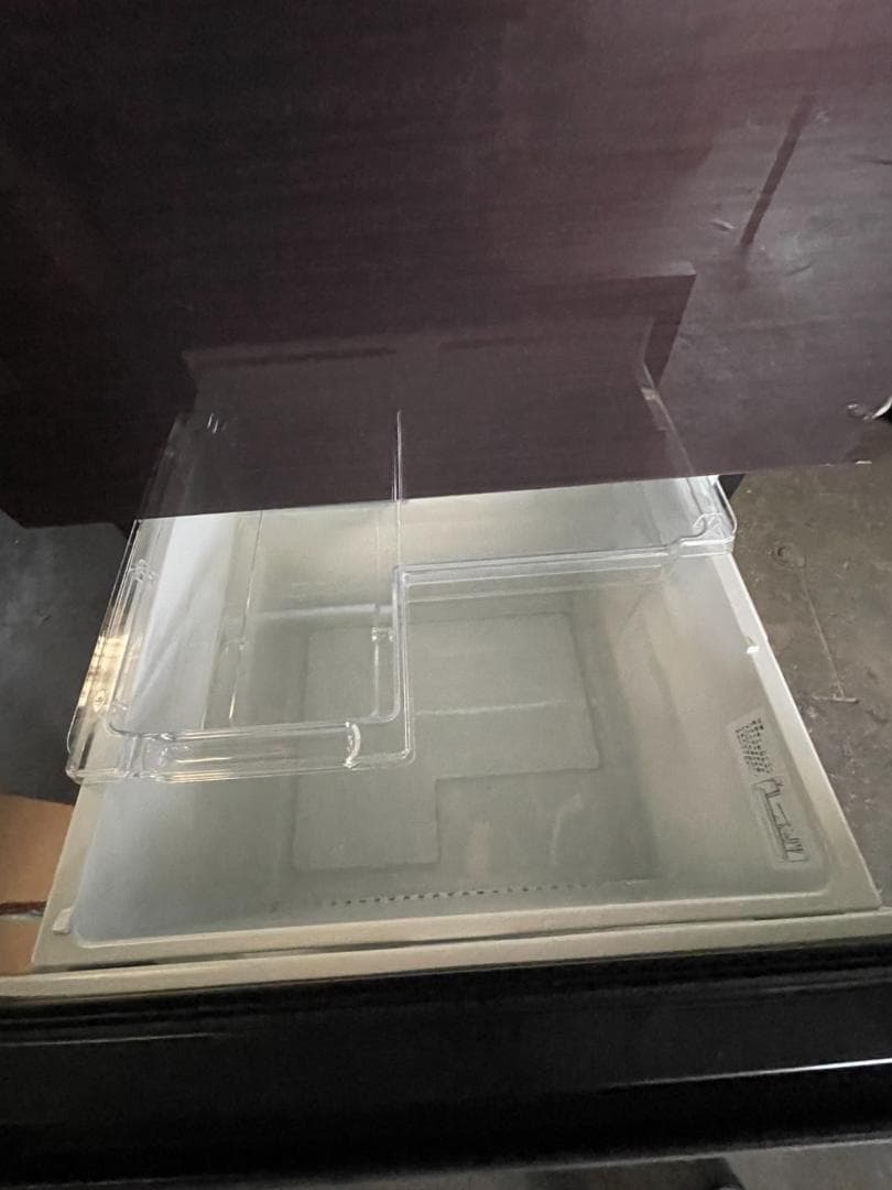 ハイセンス　3ドア冷凍冷蔵庫　282L