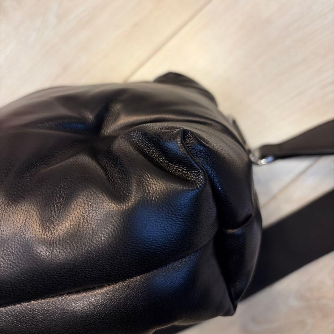 こ*ぎ様 Maison Margiela ブラック ショルダーバッグ ラムスラム