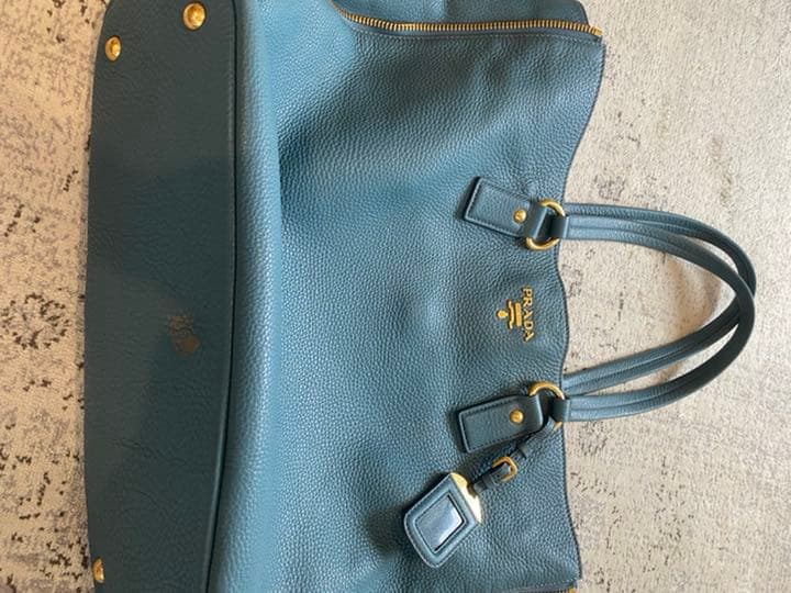 PRADA プラダ サフィアーノ