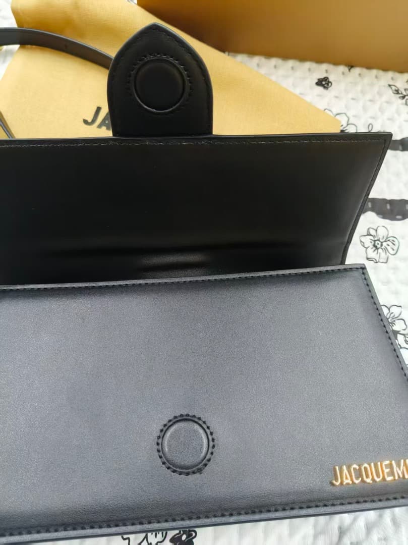 JACQUEMUS.ショルダーバック