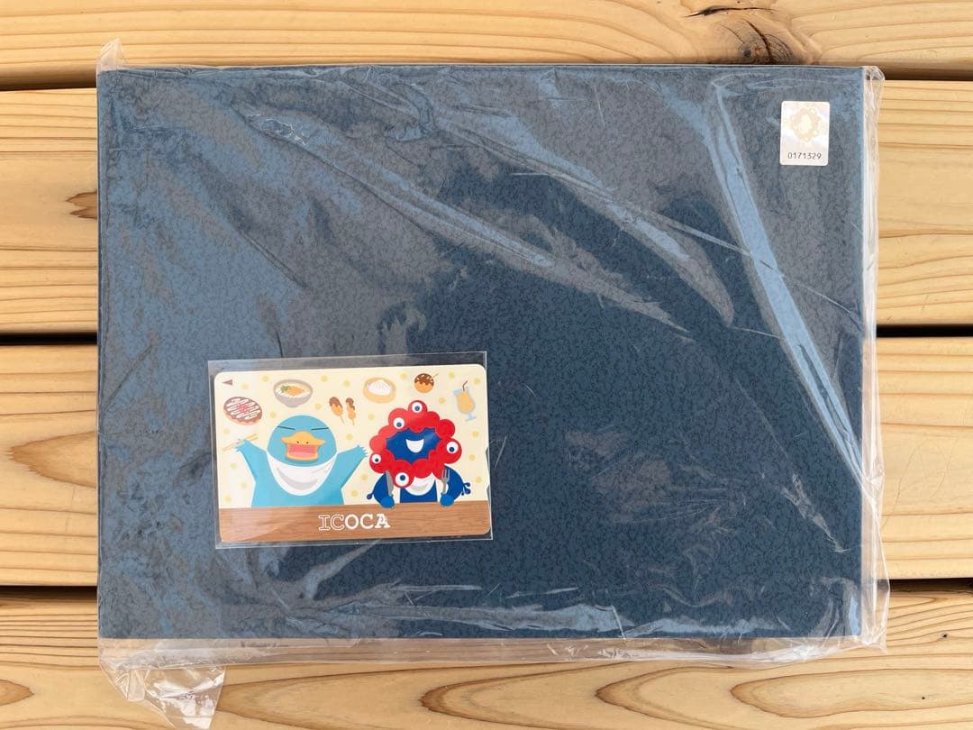 万博会場限定販売：ICOCA1枚＋ガラス製フォトカードフレーム1点