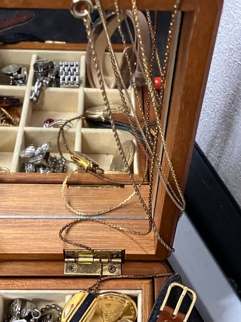 遺品整理 指輪 ネックレス イヤリング 腕時計 タイピン 金盃