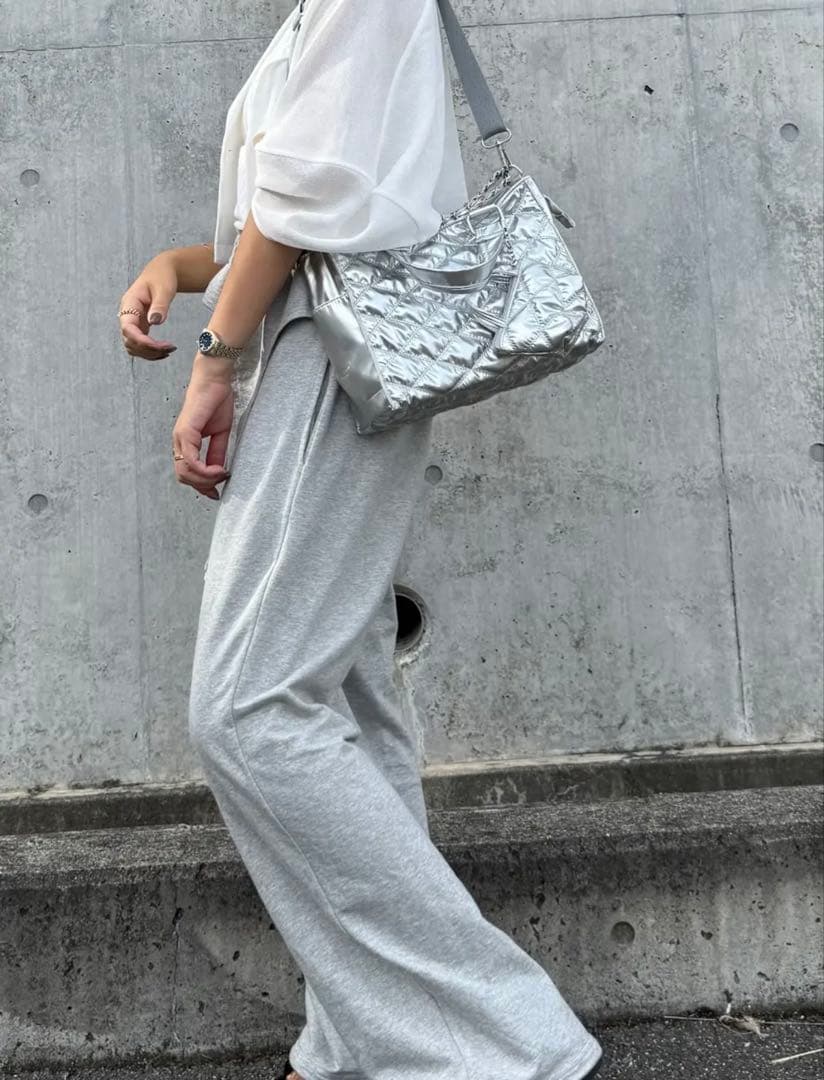 soleile ソレイル　スクエア　バッグ　シルバー　撥水