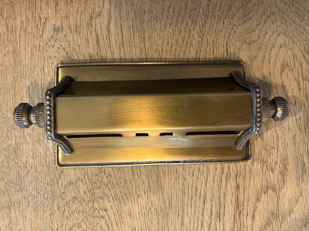 Dorado 真鍮製 デスクトップカレンダー Dorado 真鍮製 デスクトップ