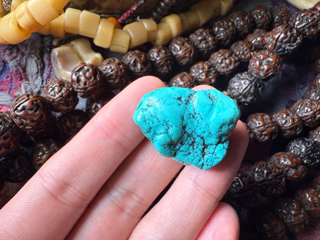 ネパール　ポカラ　ヴィンテージターコイズ　原石ビーズ 天然石ターコイズ | biscuit925 ネパール ポカラ ヴィンテージ