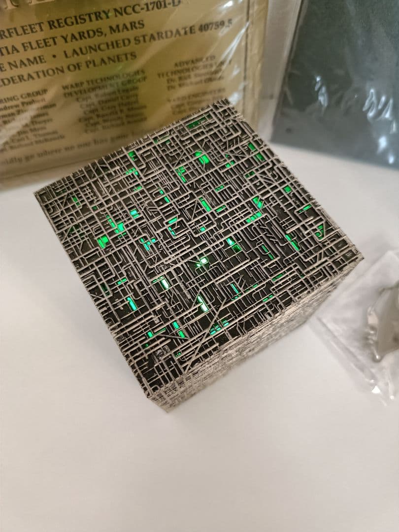 ボーグキューブ デアゴスティーニ Star Trek Borg Cube