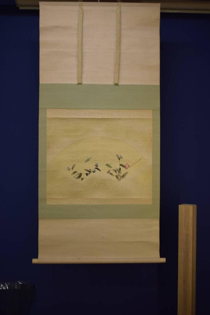 真作/朝見香城/虫図/キリギリス図/扇面/金散らし/布袋屋掛軸HI-720