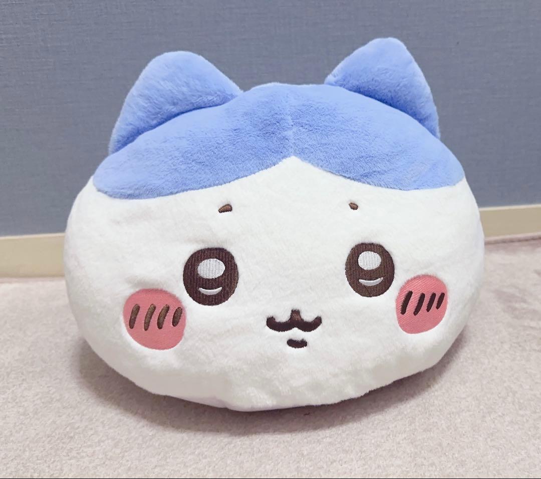 ちいかわ プレミアム ドームクッション ハチワレ - メルカリ