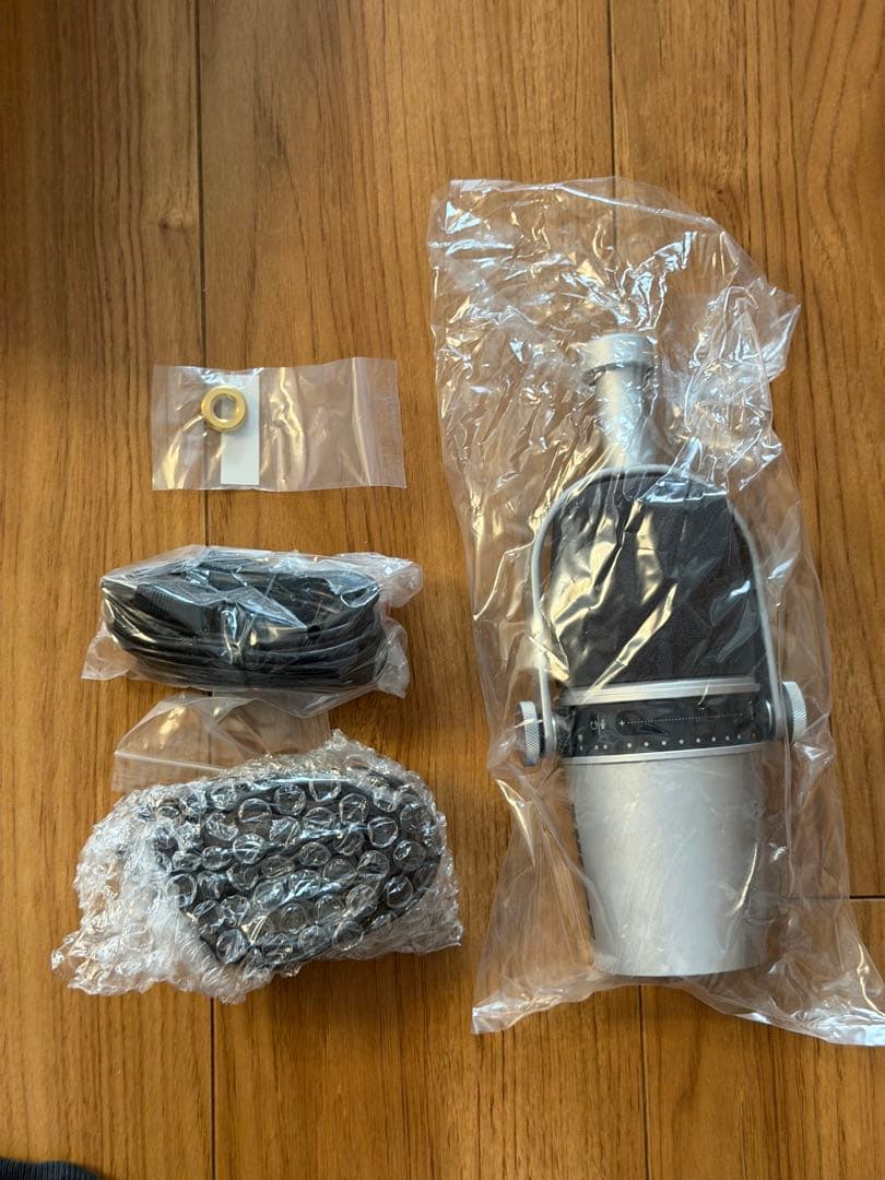 SHURE シュア MV7 ポッドキャストマイクロホン