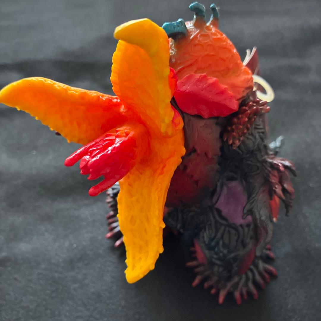 ⭐️タグ付⭐️ウルトラマンネクサス3 ラフレイア　バンダイ　怪獣フィギュア　ソフビ