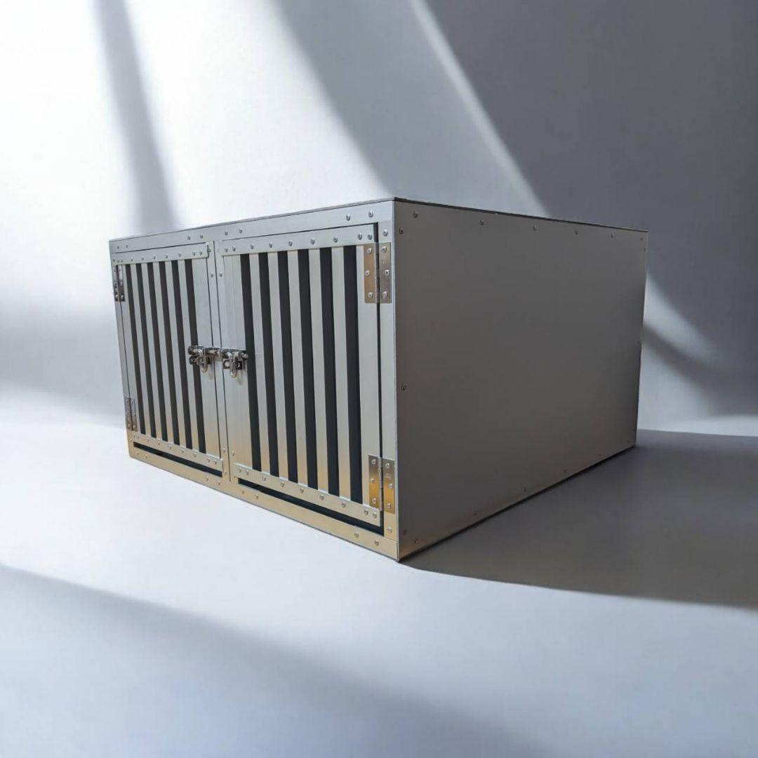 アルミドッグケージ 2頭用 ✳ 中型犬 車載用 - メルカリ