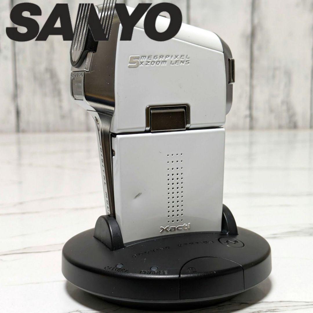 SANYO Xacti DMX-C5 - メルカリ