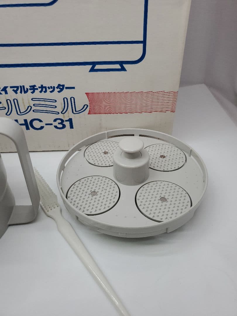 未使用　ムスイ　マルチカッター　キルミル　THC-31 フードプロセッサー
