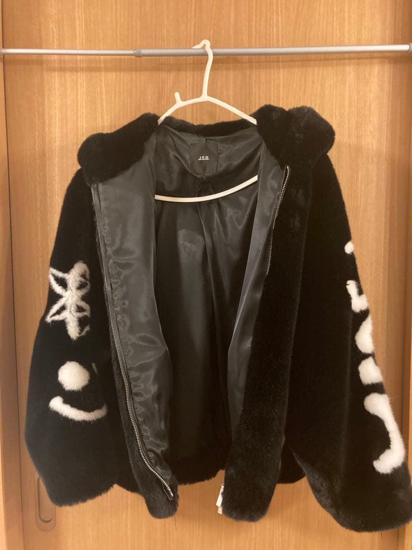 お値下げしました！！J.S.B.JOVE ファーパーカー 三代目JSB LOVE