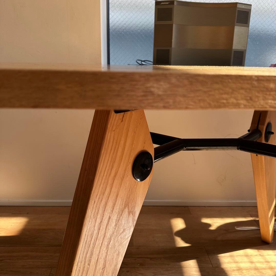 ジャンプルーヴェ ゲリドンテーブル 無垢材 バウハウス