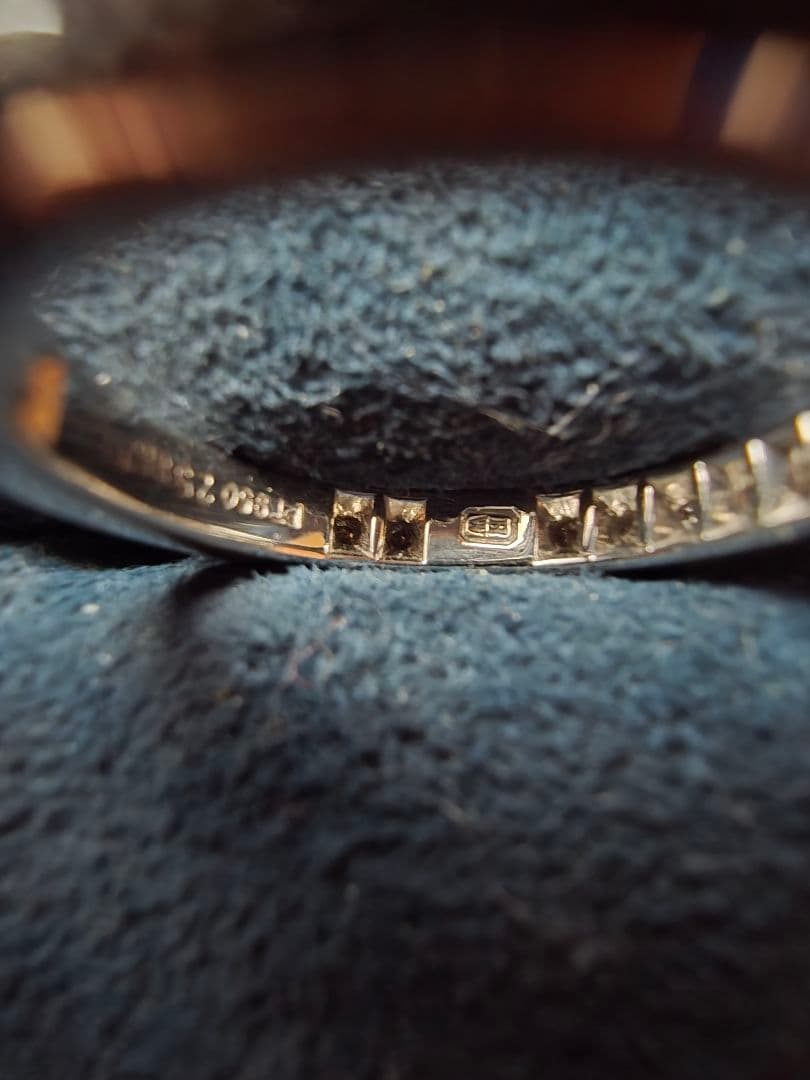 最終価格HARRY WINSTON フルエタニティー ダイヤモンドリング