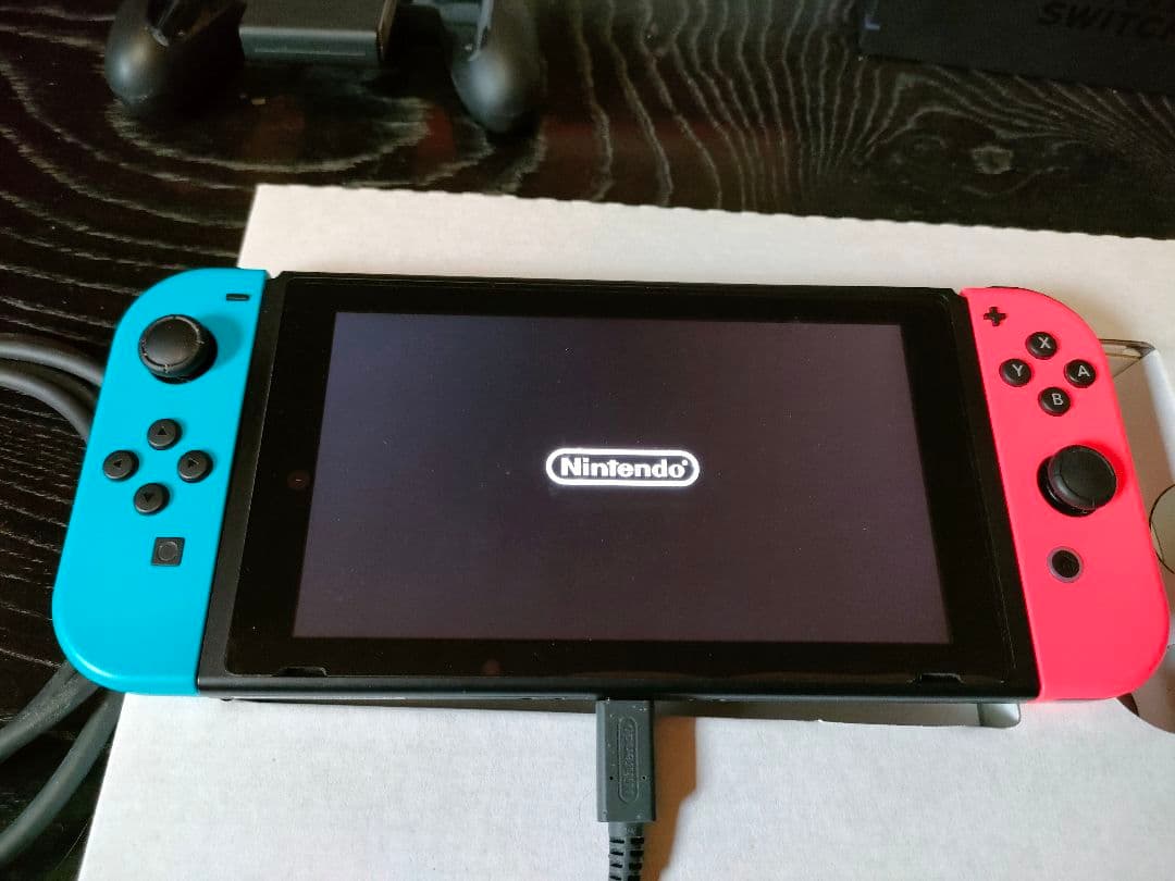 NintendoSwitchネオンブルー/レッド本体 ワイヤレスコントローラー付