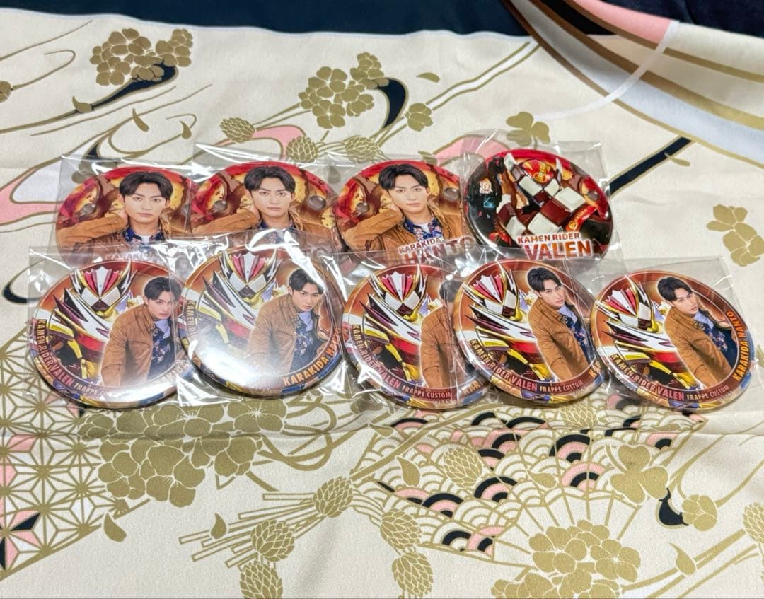 仮面ライダーガヴ 辛木田絆斗 ヴァレン 缶バッジ