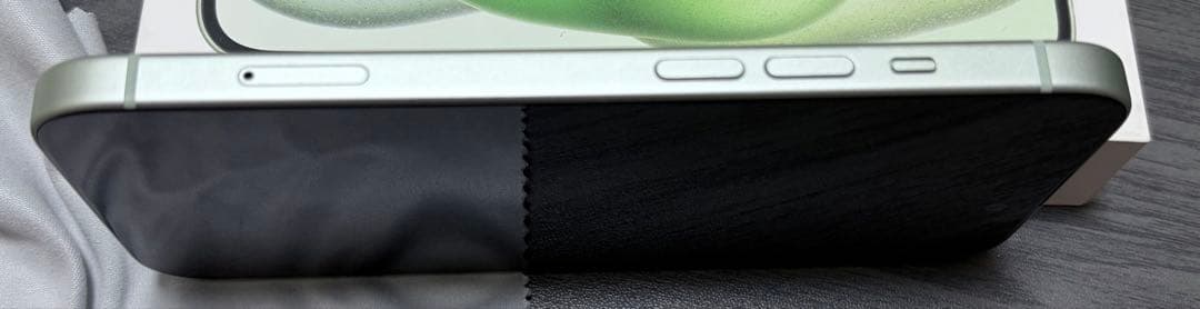 《美品》iPhone15 グリーン 128GB SIMフリー バッテリー90%