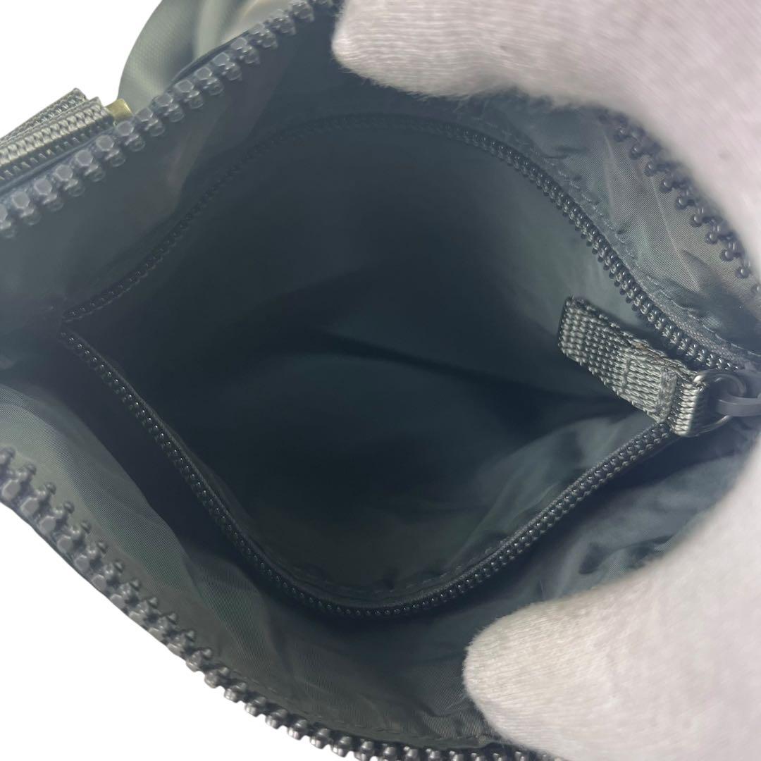 美品 プラダ スポーツ サコッシュ ショルダーバッグ ブラック 斜め掛け ロゴ