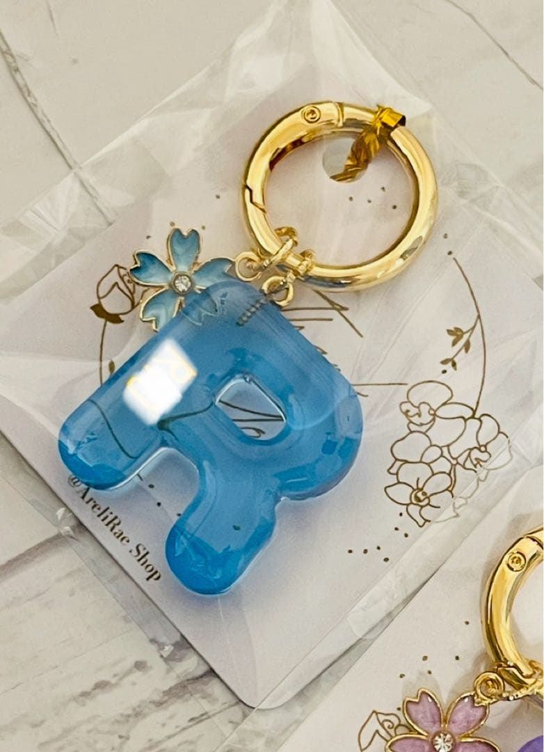 白と青の世界様の専用ページ