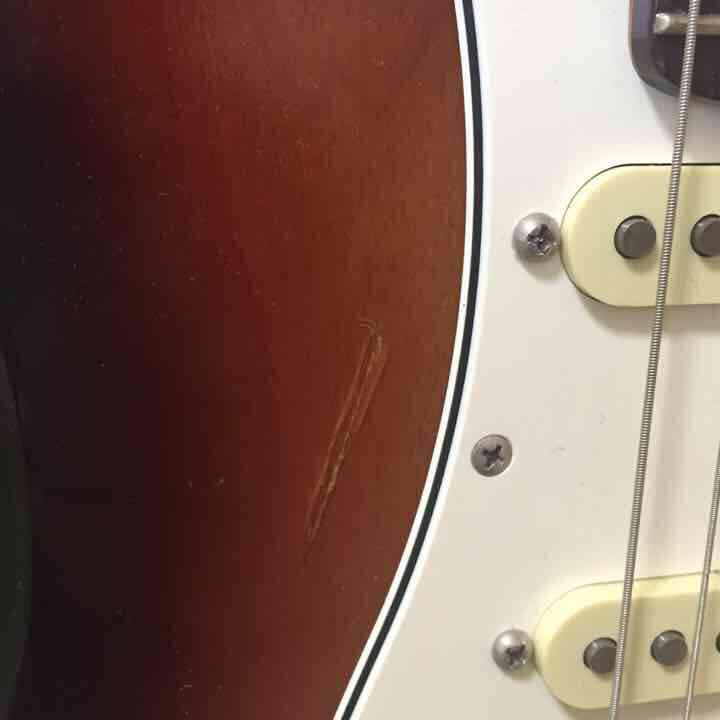 エドワーズ エレキ 定価10万