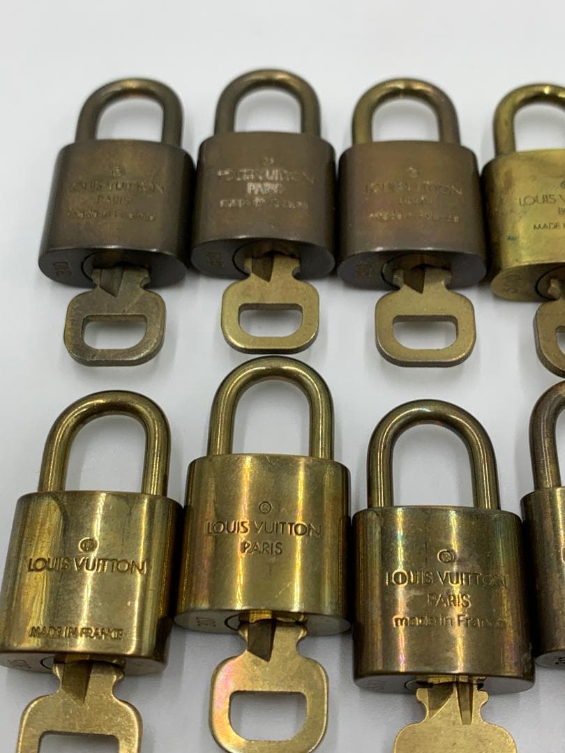ルイヴィトン パドロック 鍵 南京錠 10個セット - メルカリ