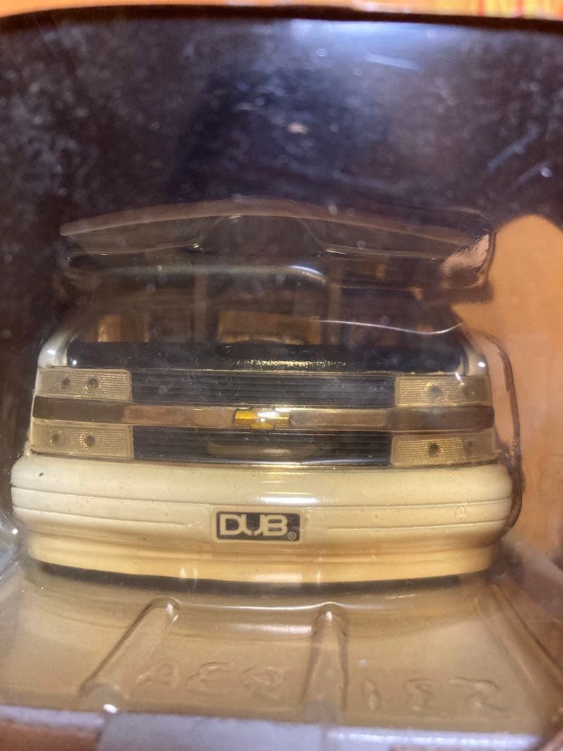 DUB CITY 2001 CHEVY ASTRO VAN 1/24