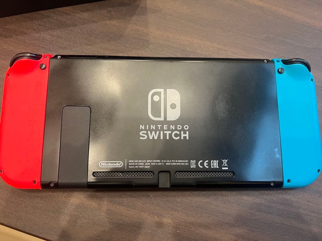 Nintendo Switch 本体 青/赤 Joy-Con付き　SD付き