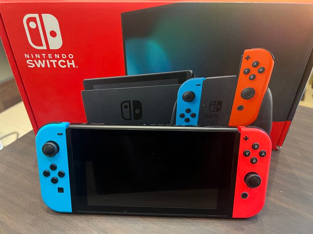 Nintendo Switch 本体 青/赤 Joy-Con付き　SD付き