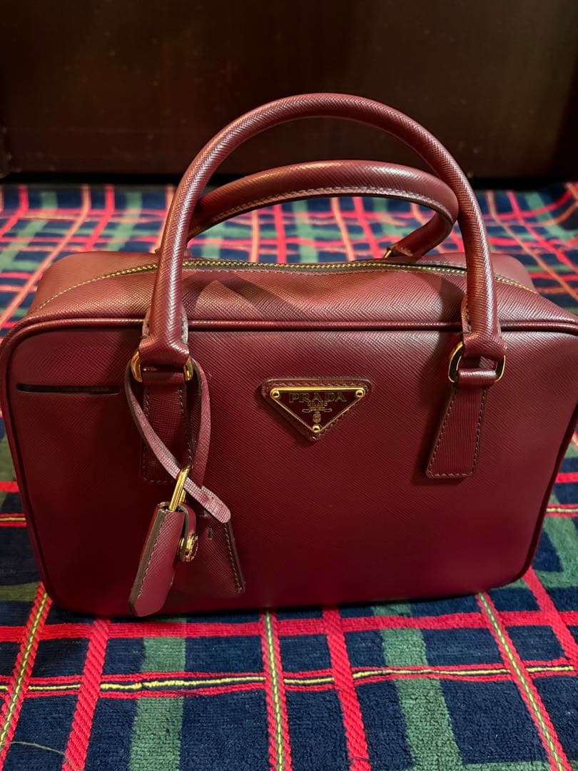 極美品☆　プラダ　ハンドバッグ　サフィアーノ　ラクス　ボストン