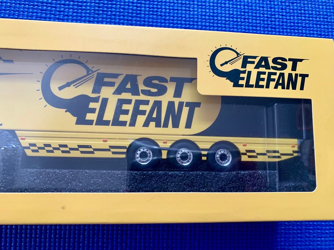 ☆【未開封】Fast Elefant x MOON Volvo FH4 トレーラ
