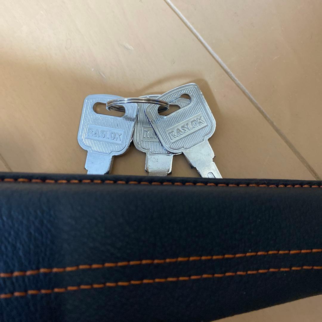 未使用TRD プレミアムステアリングロック　MS029-00019 ブラック