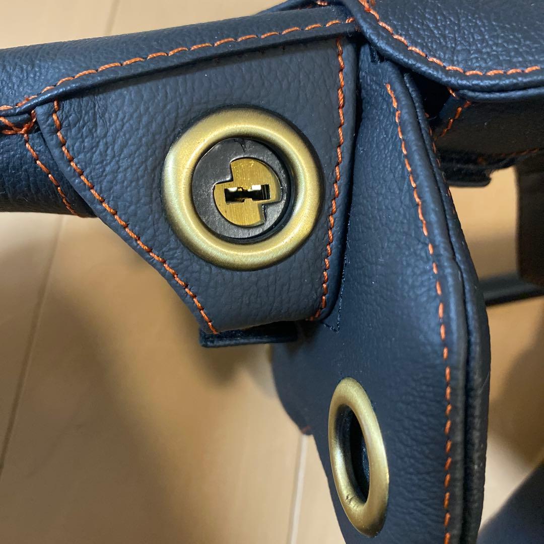 未使用TRD プレミアムステアリングロック　MS029-00019 ブラック