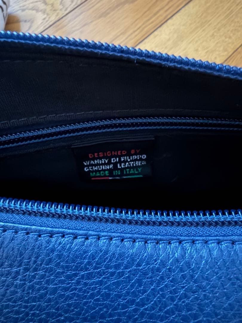 新品☆イルビゾンテショルダーバッグ牛革