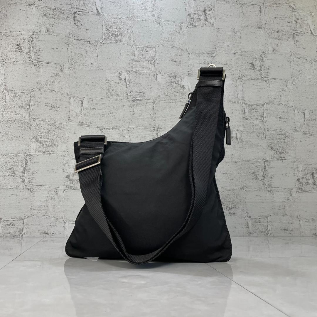 PRADA ショルダーバッグ プラダ クロスボディバッグ BT0520 ブラック