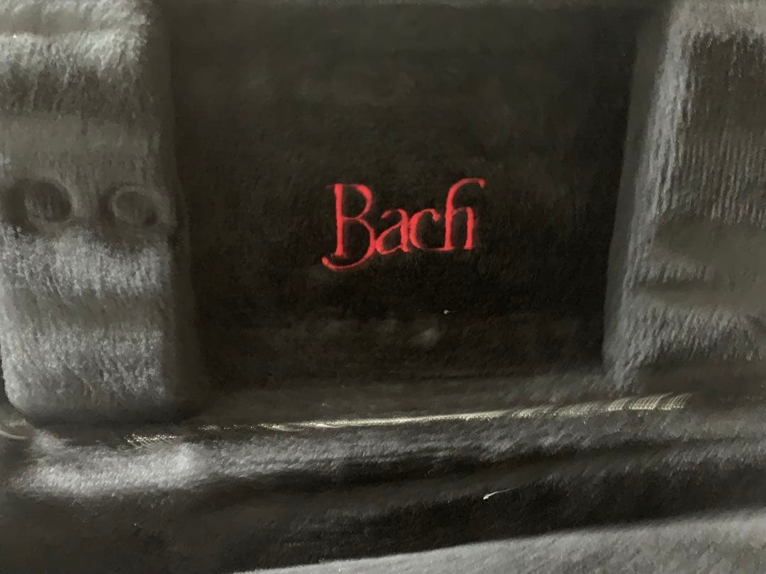 Bach トランペットケース　2本収納可