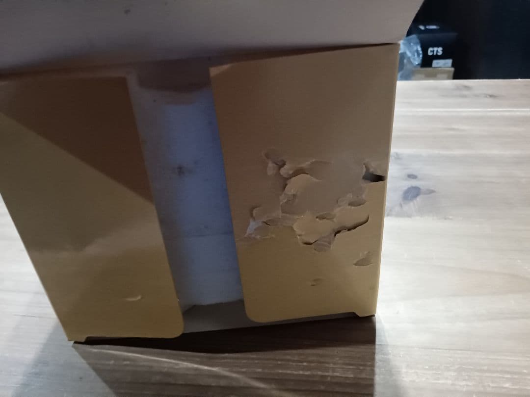 ゆうたん　1/18　メルセデスベンツ　CL63 AMGミニカー　ホワイト